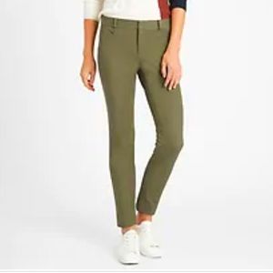 Banana Republic Sloan pants. Olive color. Size 0